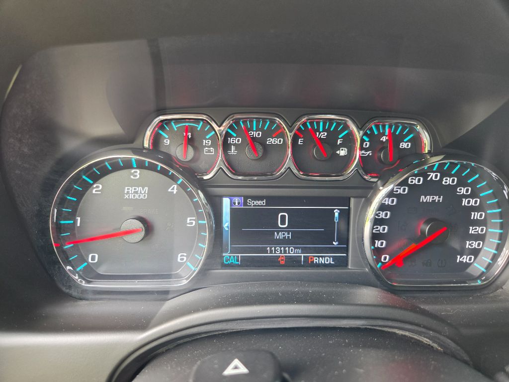 2018 Chevrolet Tahoe LS - Photo 13